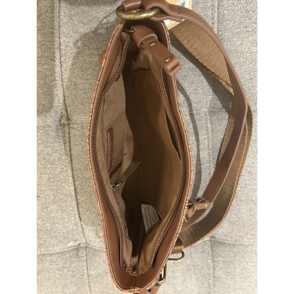 NWT Frye & Co Floral Tooled Shoulder Bag - Picture 11 of 12